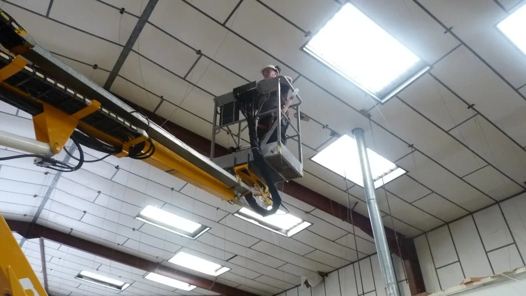 Lighting Wharehouse FBF image 6